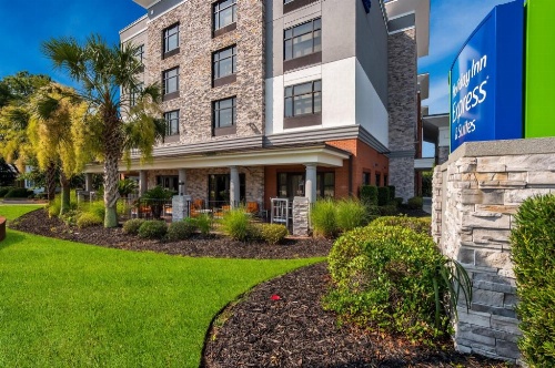 Holiday Inn Express & Suites - Lexington, an IHG Hotel image 33