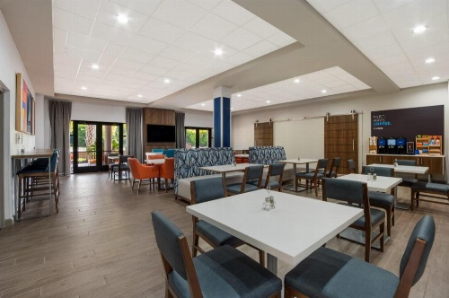 Holiday Inn Express & Suites - Lexington, an IHG Hotel image 38